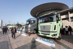 Methanol gains ground as low-cost path for cleaner transport in China