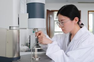 China unveils self-developed, cutting-edge carbon fiber material