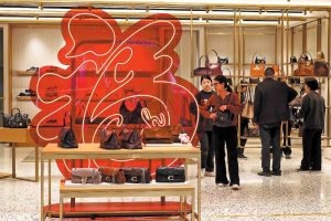 Pang Donglai moves to hike profit-sharing