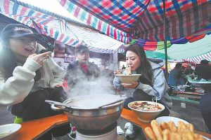 Morning markets breathe new vitality into urban tourism